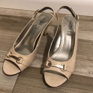 NWOT Cream sling back pumps
